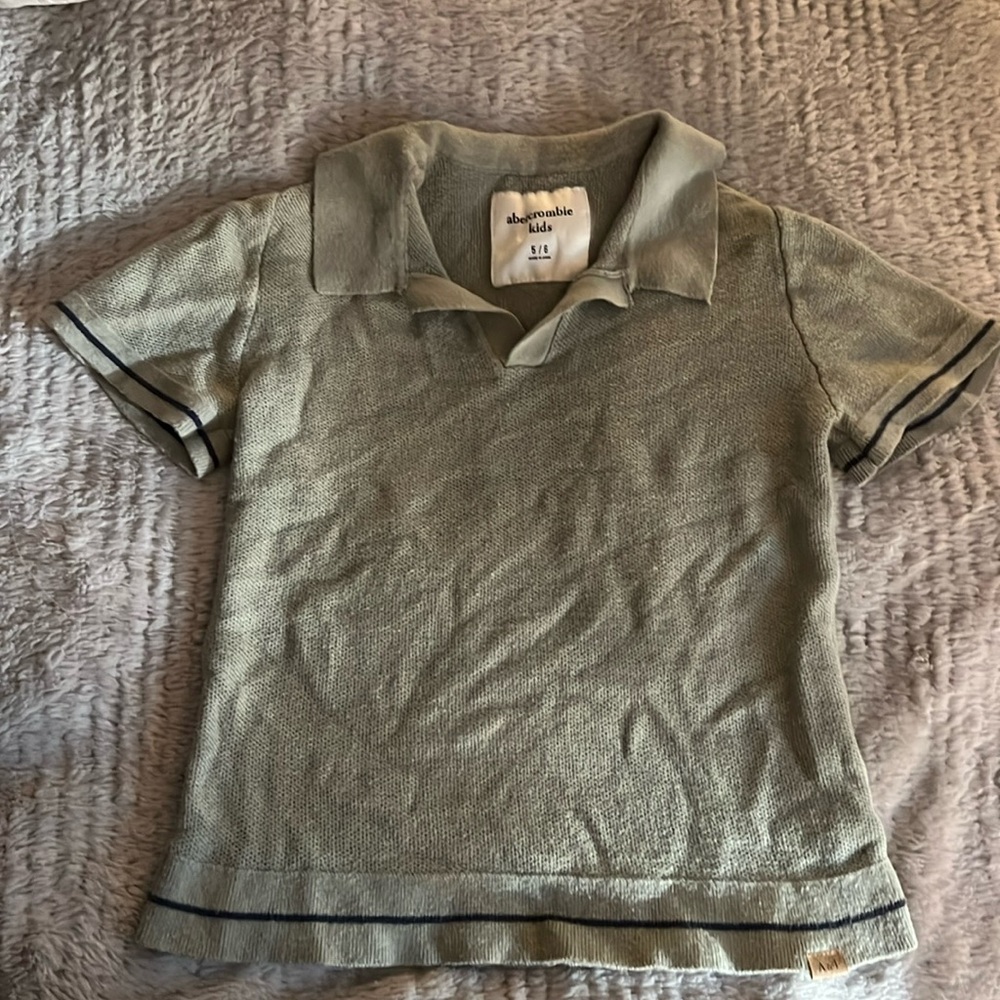 Abercrombie- collar knit polo- size 5/6
